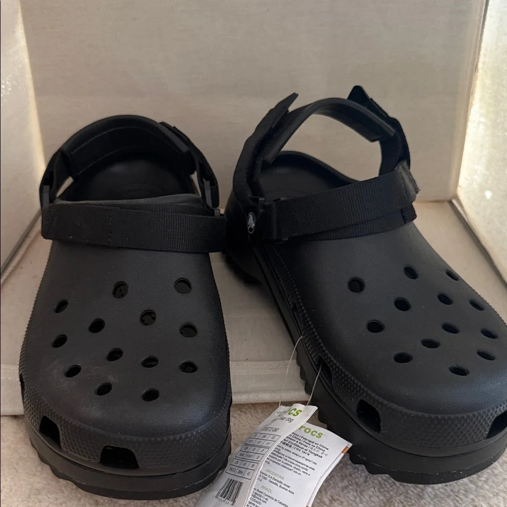 CROCS Men's Black Slip-On Loafers - Picture 1 of 5